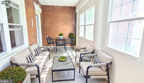 5113 Broad St, Philadelphia, PA 19112-1404