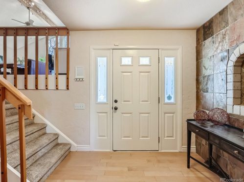 2731 Oakland Cir, Denver CO  80014-3136 exterior