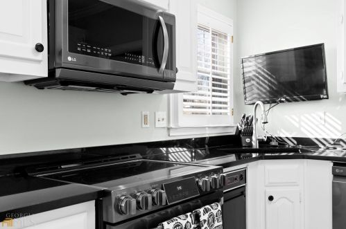 101 Wexford Ct, Stockbridge GA  30281-6307 exterior