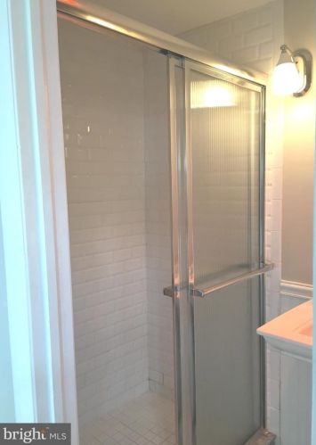 340 12 St, Philadelphia PA 19147-1832 exterior