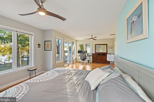 5070 Lerch Dr, Shady Side MD 20764-9650 exterior