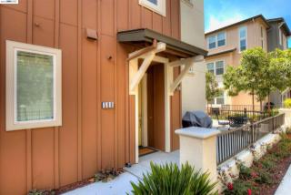 586 Staley Ave, Hayward, CA 94541-6290
