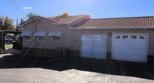 1925 Parker Ave, Tracy, CA 95376-2572