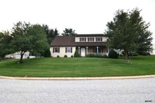 2780 Clearview Way, York, PA 17403-9525
