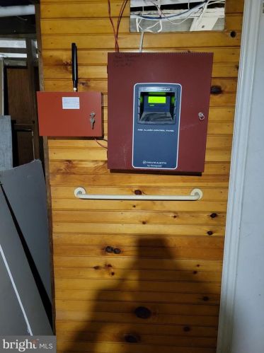 703 State St, Trenton NJ 08609-2008 exterior