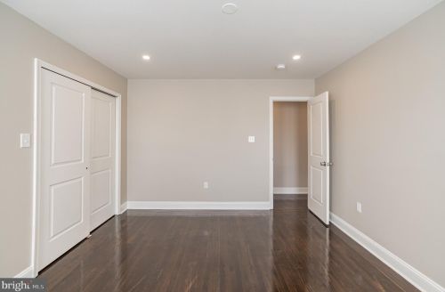 421 Allens Ln, Philadelphia PA  19119-1104 exterior