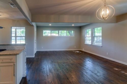 4804 Stephanie Dr, Fort Worth TX  76117-2359 exterior