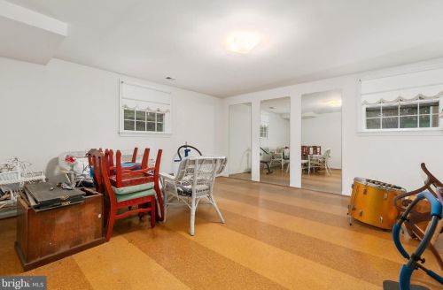 4 Locksley Ct, Silver Spring MD 20904-6321 exterior