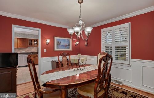 176 Berrywood Dr, Severna Park MD 21146-2033 exterior