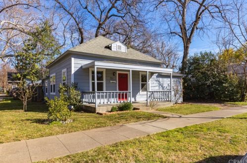 703 Olive St, Chico, CA 95928-5656