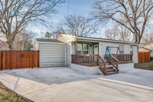 259 Byron St, Fort Worth TX  76114-3814 exterior