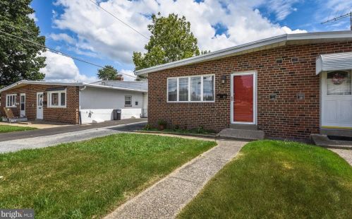 8527 Ditman St, Philadelphia, PA 19136-2408