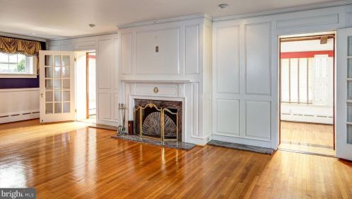 104 Treaty Elm Ln, Tavistock NJ 08033-3413 exterior