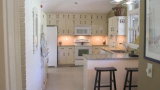 3259 Pine Meadow Rd, Atlanta GA  30327-2217 exterior