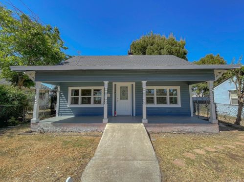211 Colton Ave, Redlands, CA 92374-3325