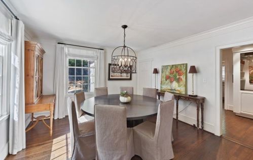 4238 Club Ln, Atlanta GA  30319-1140 exterior