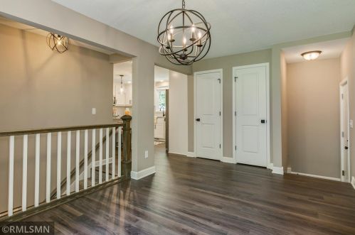 4893 121st St, Saint Paul MN  55110-5902 exterior