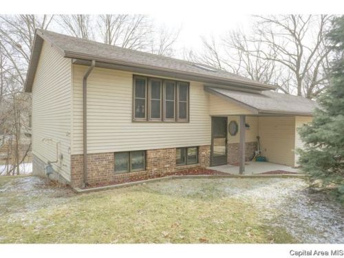 13824 Linn Dr, Athens, IL 62613-7324
