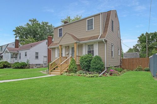 914 176th St, Hammond, IN 46324-3008
