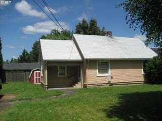 8275 Pfaffle St, Portland, OR 97223-8428
