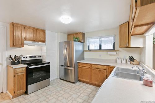 511 Willow Dr, Denver CO  80603-5764 exterior