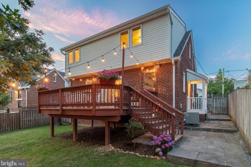 9410 Garwood St, Silver Spring, MD 20901-2936