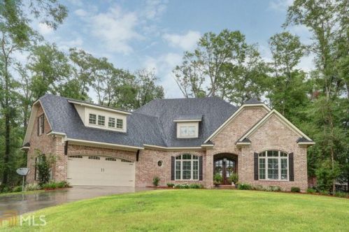 110 Crestview Dr, Pineora, GA 31312-5644