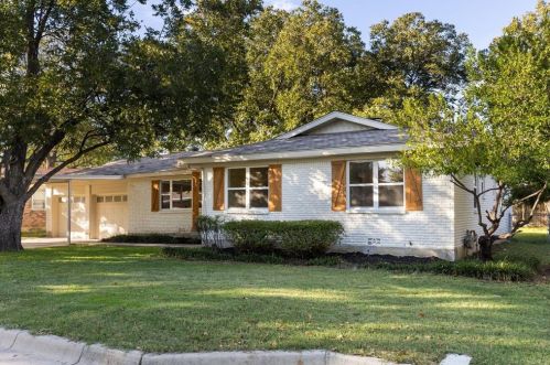 5413 Bonnie Wayne St, Fort Worth, TX 76117-2026