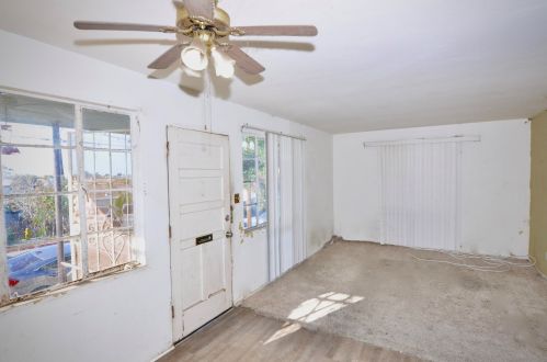 6650 Manning St, San Diego, CA 92111-5933
