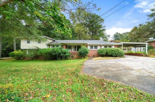 2218 Perkerson Mill Rd, Austell, GA 30106-2816