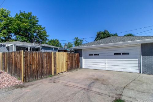 2000 Lamar St, Denver CO  80214-1048 exterior