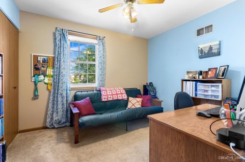 1080 Birchbark Trl, Carol Stream IL  60188-9186 exterior