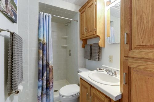 5498 Daisy Ct, Saint Paul MN  55110-2218 exterior