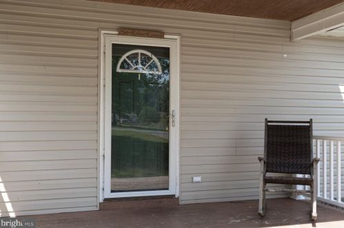 232 Wintergreen Dr, Richmond National Battlefiel, VA 22835-7520