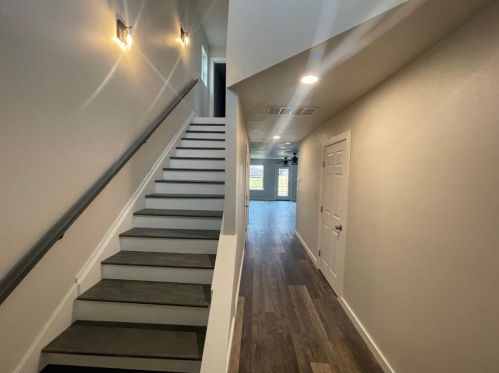 519 Mountain View Trl, Granbury TX  76049-5669 exterior