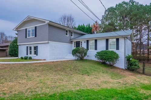 2821 Christopher Ct, Atlanta, GA 30360-1222