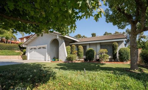 420 Los Gatos Dr, Walnut, CA 91789-1722
