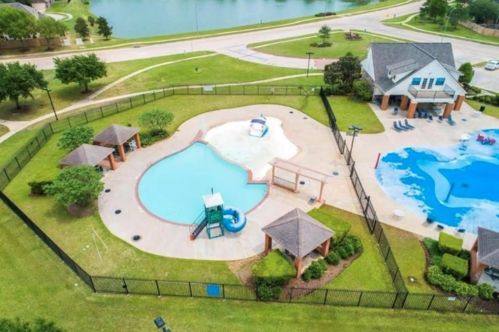 26119 Parkman Grove Dr, Richmond TX  77406-3623 exterior