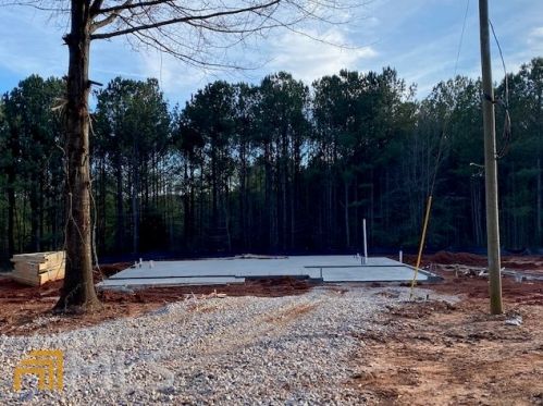 3415 Roanoke Rd, Lagrange, GA 30240-8958
