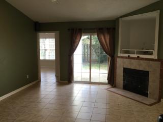 1265 Apex Ln, Charleston, SC 29412-8639