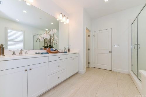 82 Cherry Tree, Irvine CA  92620-7301 exterior