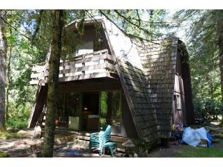 64924 Sandy Riv Ln, Rhododendron OR  97049-9785 exterior