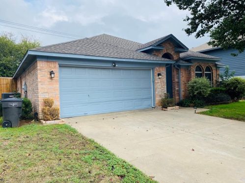 3220 Steamboat Dr, Fort Worth TX  76123-1542 exterior