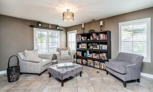 2121 Chateau Ct, Chula Vista CA  91913-3161 exterior