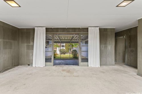 1807 Vancouver Pl, Honolulu HI  96822-2453 exterior