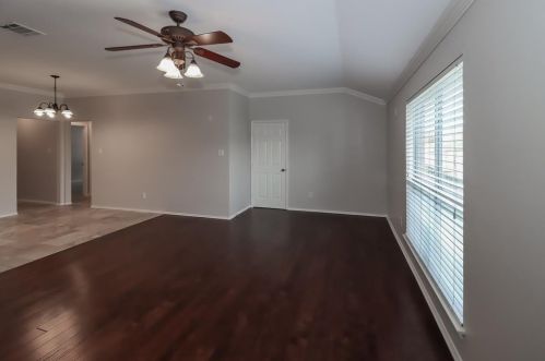 3405 Charing Cross Rd, Midlothian TX  76065-8725 exterior