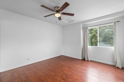 4817 120, Hawthorne CA 90250-2724 exterior