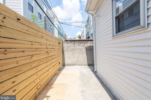 2020 16 St, Philadelphia PA  19121-2336 exterior