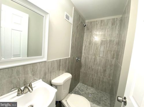 5316 12 St, Philadelphia PA 19122-4003 exterior