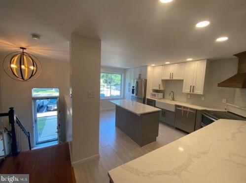 9868 Softwater Way, Columbia, MD 21046-1825